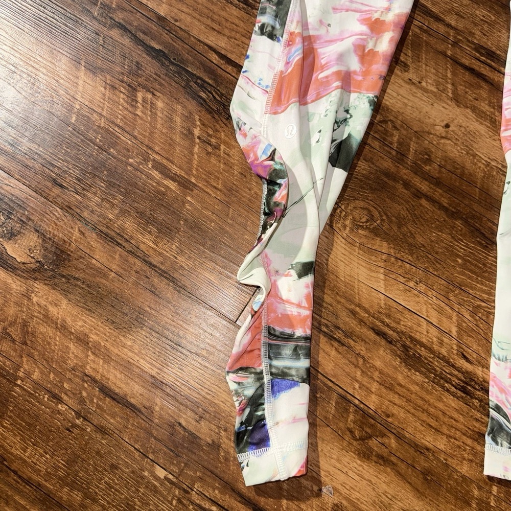 Lululemon Side Ruched Multicolor Swirl Marble Print Full Length Leggings Size 8 - Picture 9 of 10